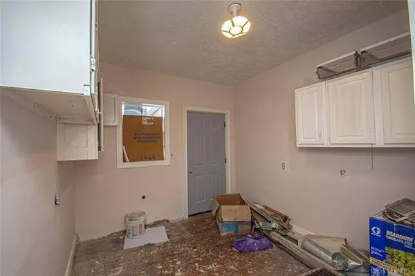 501 N Yellow Springs Street, Springfield, OH 45504