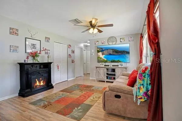 1529 FORT SMITH BLVD, Deltona, FL 32725