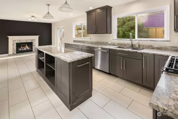 16306 3rd AVE NE, Duvall, WA 98019