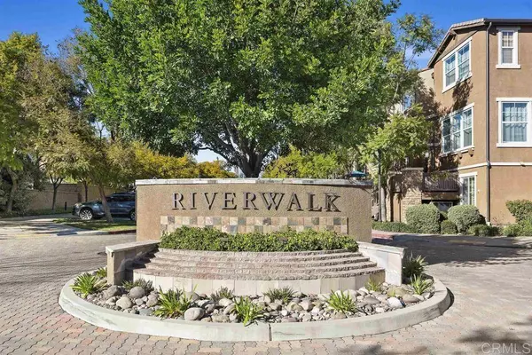 10177 Star Magnolia LN, Santee, CA 92071