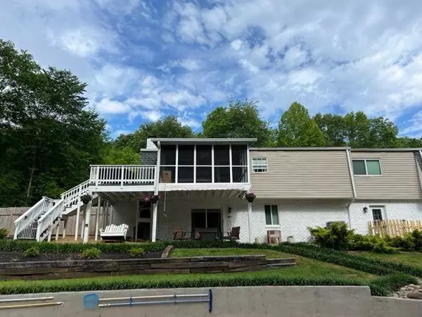 6626 Hideaway RD, Ooltewah, TN 37363