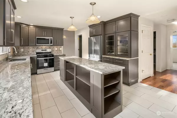 16306 3rd AVE NE, Duvall, WA 98019