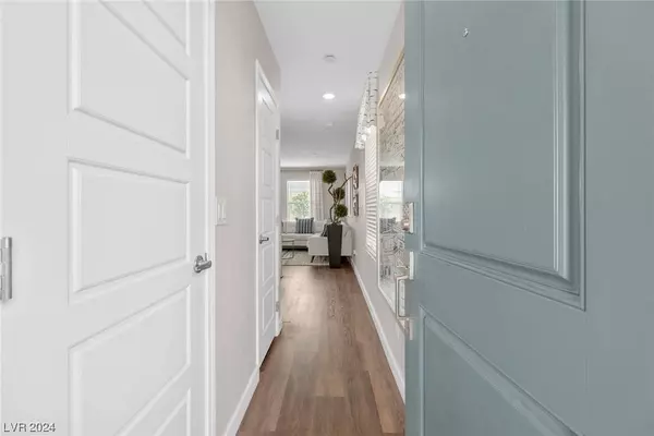 318 Brockbank Place, Henderson, NV 89011