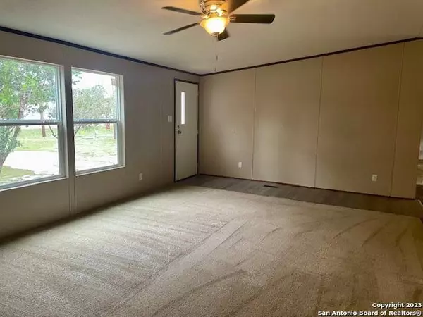 527 PR 1501, Bandera, TX 78003