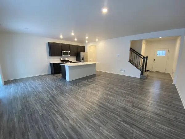 1208 Draper Road, Mchenry, IL 60050