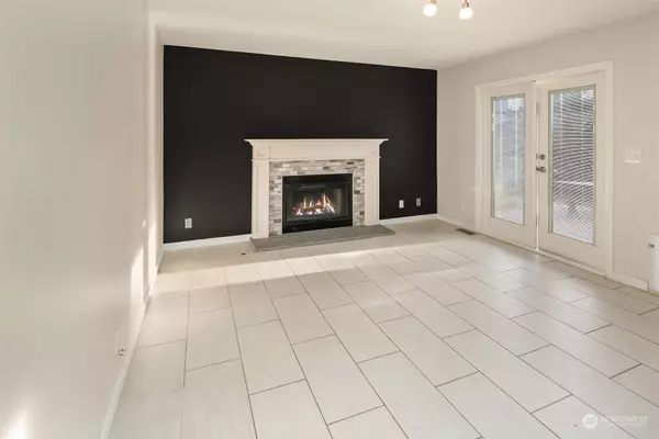 16306 3rd AVE NE, Duvall, WA 98019