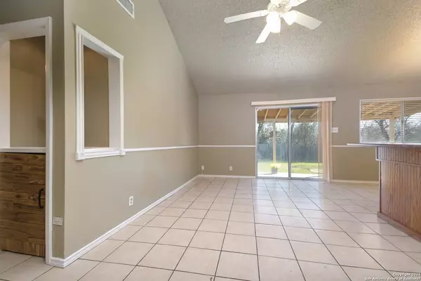 5439 ENCANTA ST, San Antonio, TX 78233-6446