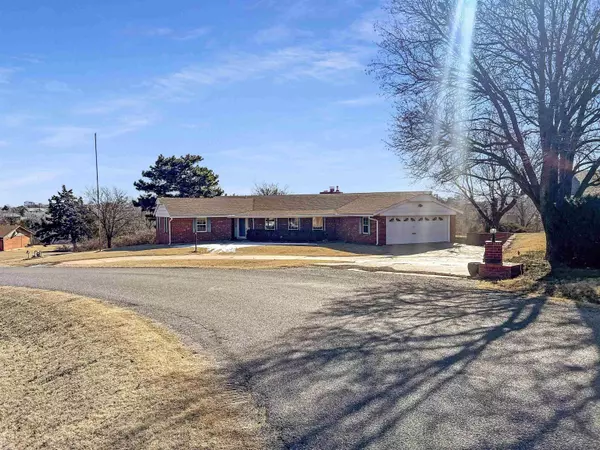 521 Lake Drive, Alva, OK 73717