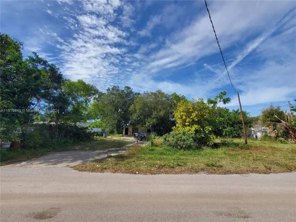 5504 12th St E, Bradenton, FL 34203