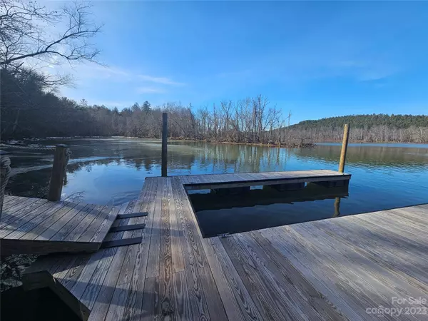 524 Settings BLVD, Valdese, NC 28690