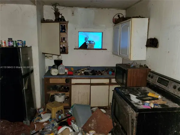 5504 12th St E, Bradenton, FL 34203