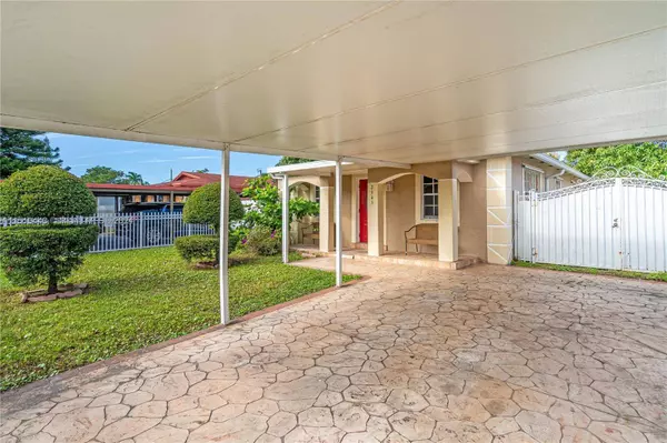 2345 Superior St, Opa-locka, FL 33054