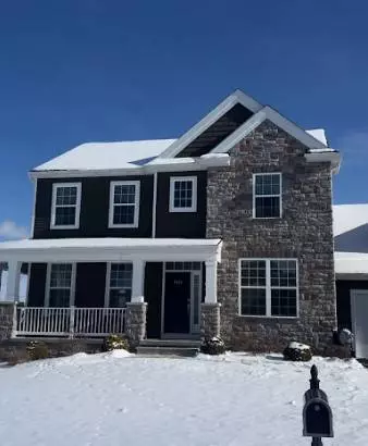 2843 Homestead Dr, Forks, PA 18040