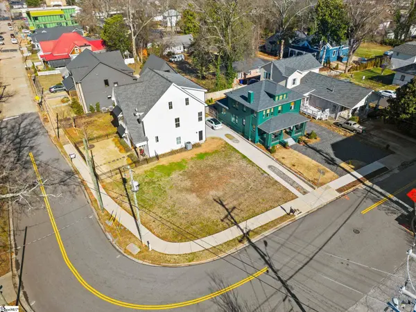 12 Perry Avenue, Greenville, SC 29601