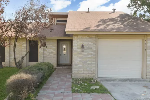 5439 ENCANTA ST, San Antonio, TX 78233-6446