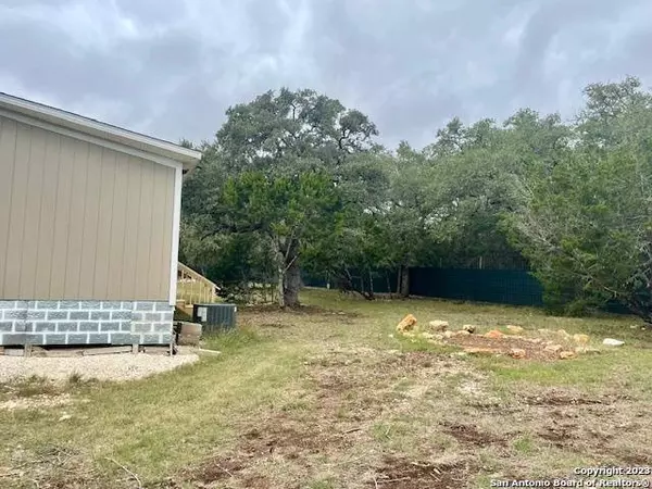 527 PR 1501, Bandera, TX 78003