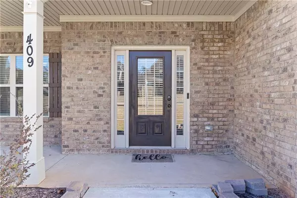 409 Discovery LN, Ellenwood, GA 30294