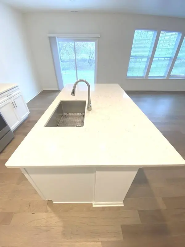 1029 Draper Road, Mchenry, IL 60050