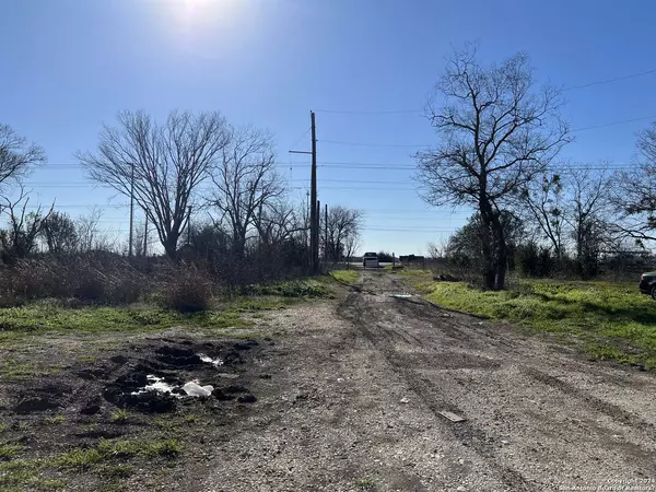 1885 STATE HIGHWAY 46, New Braunfels, TX 78130-1967