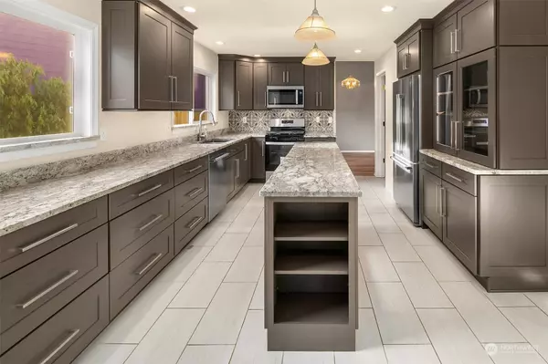 16306 3rd AVE NE, Duvall, WA 98019