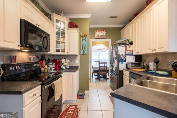 130 Mockingbird Crossing, Hahira, GA 31632