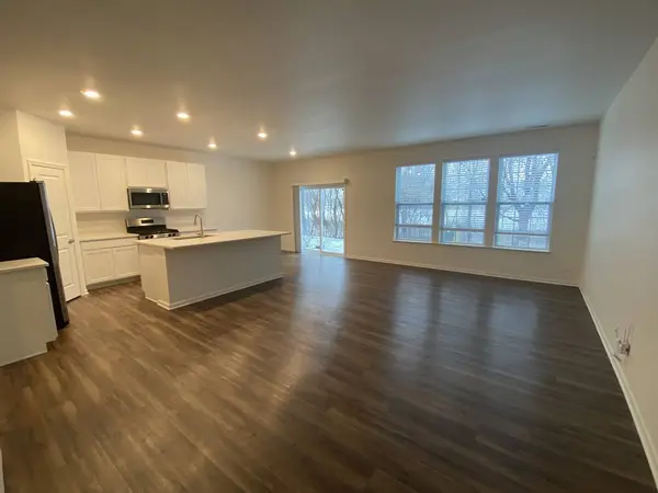 1009 Draper Road, Mchenry, IL 60050