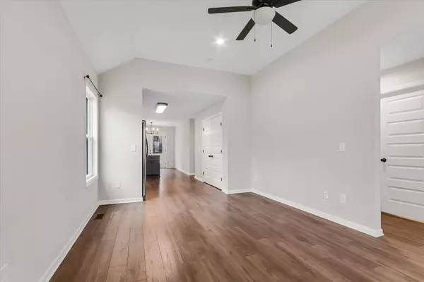 1041 Silver Creek Rd, Lewisburg, TN 37091