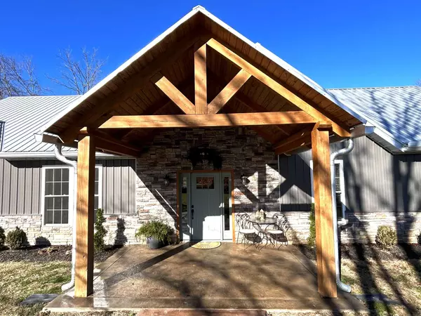 3375 Cane Creek Rd, Hohenwald, TN 38462