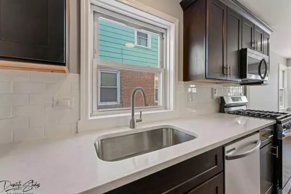 343 Frederick Avenue, Bellwood, IL 60104