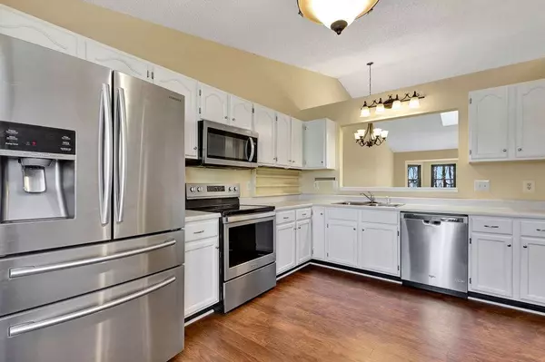 5273 Pros DR, West Chester, OH 45069