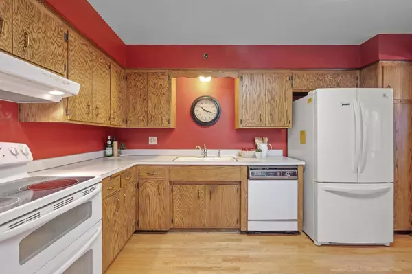 3443 Churchill ST, Shoreview, MN 55126