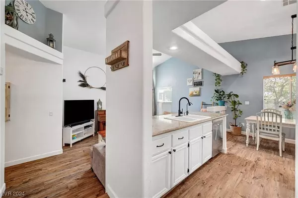 7629 Brilliant Forest Street, Las Vegas, NV 89131