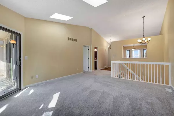 5273 Pros DR, West Chester, OH 45069