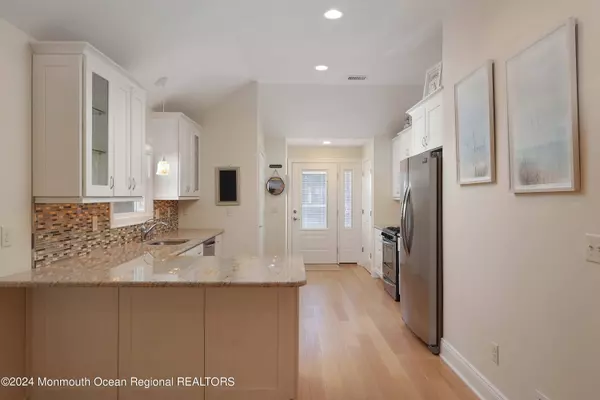 2120 4th Avenue, Spring Lake, NJ 07762