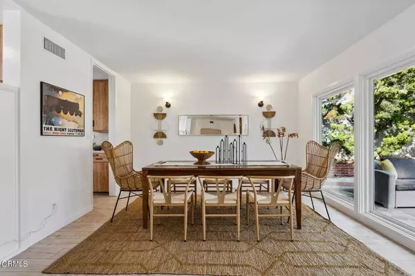 9442 Charrick DR, Tujunga, CA 91042