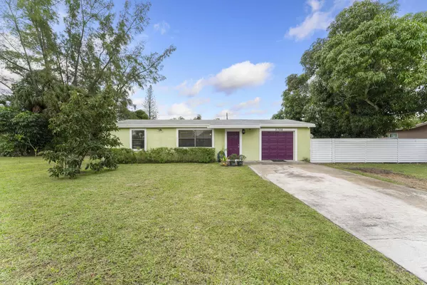2768 Cherokee RD, West Palm Beach, FL 33406