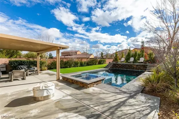 3613 Kingfishers Catch Avenue, North Las Vegas, NV 89084