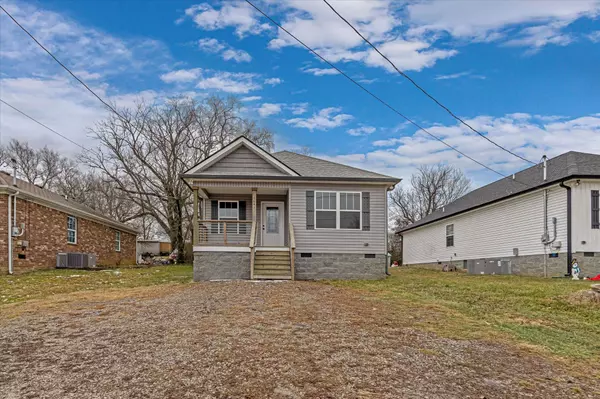 1041 Silver Creek Rd, Lewisburg, TN 37091