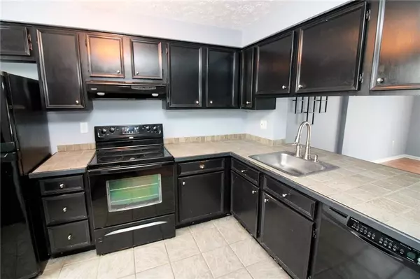 7616 Lafayette Sq, Aliquippa, PA 15001