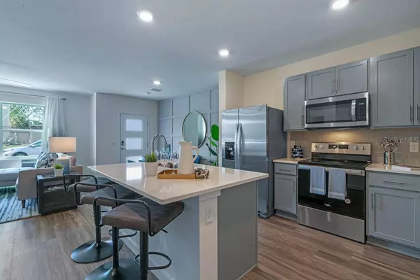 565 JOHN L MICA WAY, Longwood, FL 32750