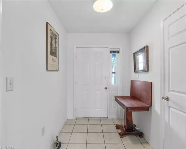 8232 Albatross RD, Fort Myers, FL 33967