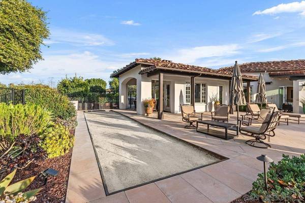 7996 Villas, San Diego, CA 92127