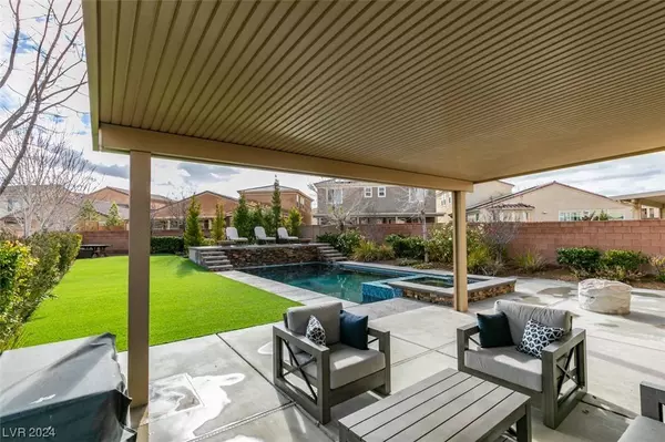 3613 Kingfishers Catch Avenue, North Las Vegas, NV 89084