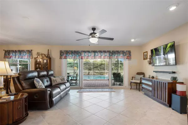 6117 DONEGAL DR, Orlando, FL 32819