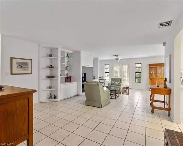 8232 Albatross RD, Fort Myers, FL 33967