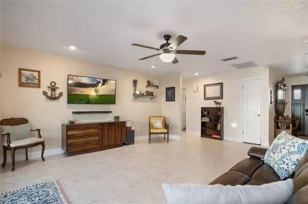 6117 DONEGAL DR, Orlando, FL 32819