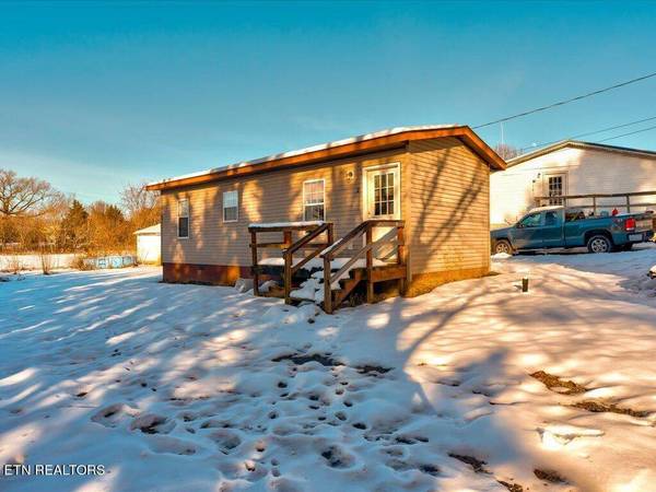 2531 County Line Rd, Mooresburg, TN 37811