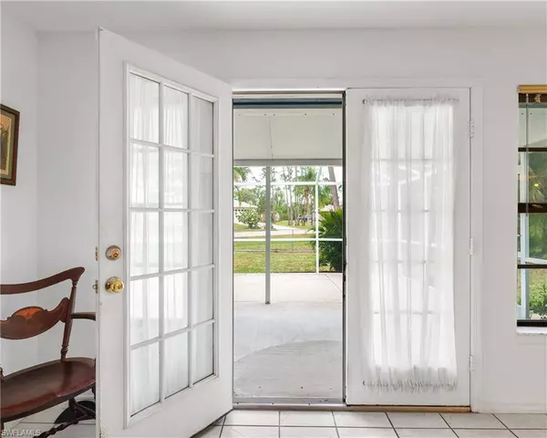 8232 Albatross RD, Fort Myers, FL 33967