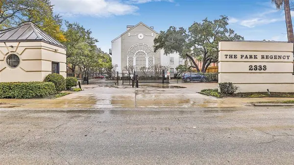 2333 Bering DR #111, Houston, TX 77057