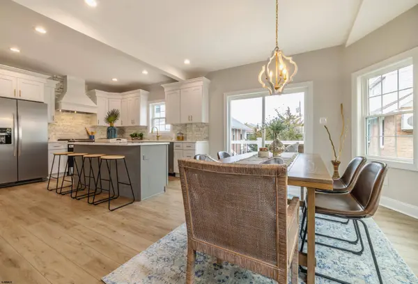 105 N Sacramento Ave, Ventnor, NJ 08406